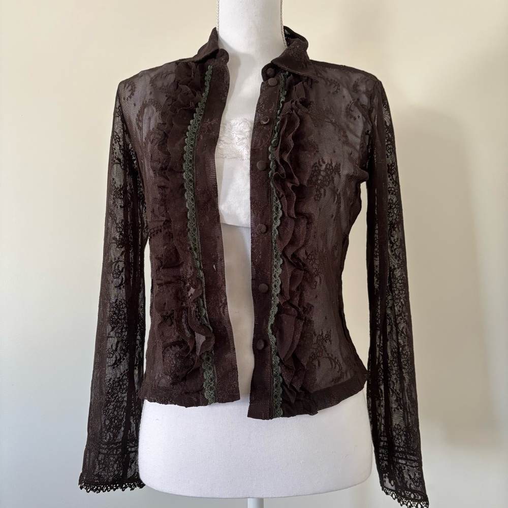 Vintage Y2K Gothic Lace Collared Cardigan